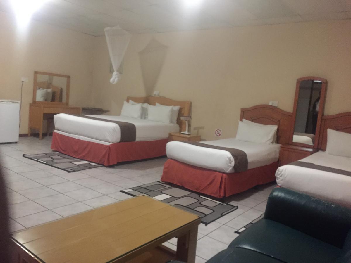 Centre Lodge Maun Eksteriør billede